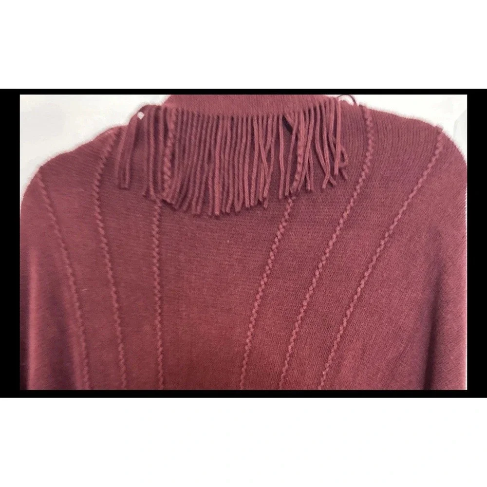 Layers‎ by Lizden Marvelush Shrug with Cable Detail NWOT Wine QVC One size Missy